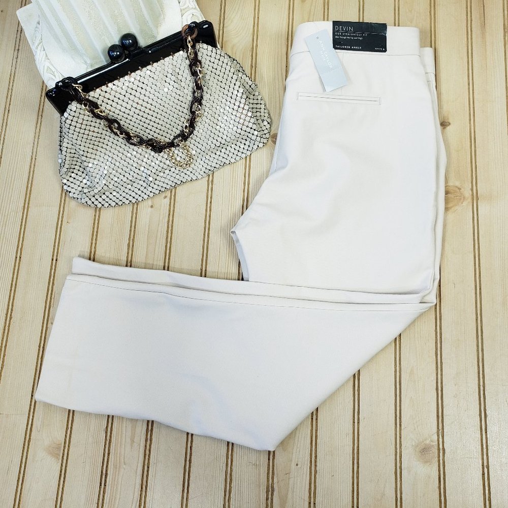 NWT Ann Taylor Sz 6P Petite Cream Devin Fit Tailored Ankle Cropped Pants Stretch